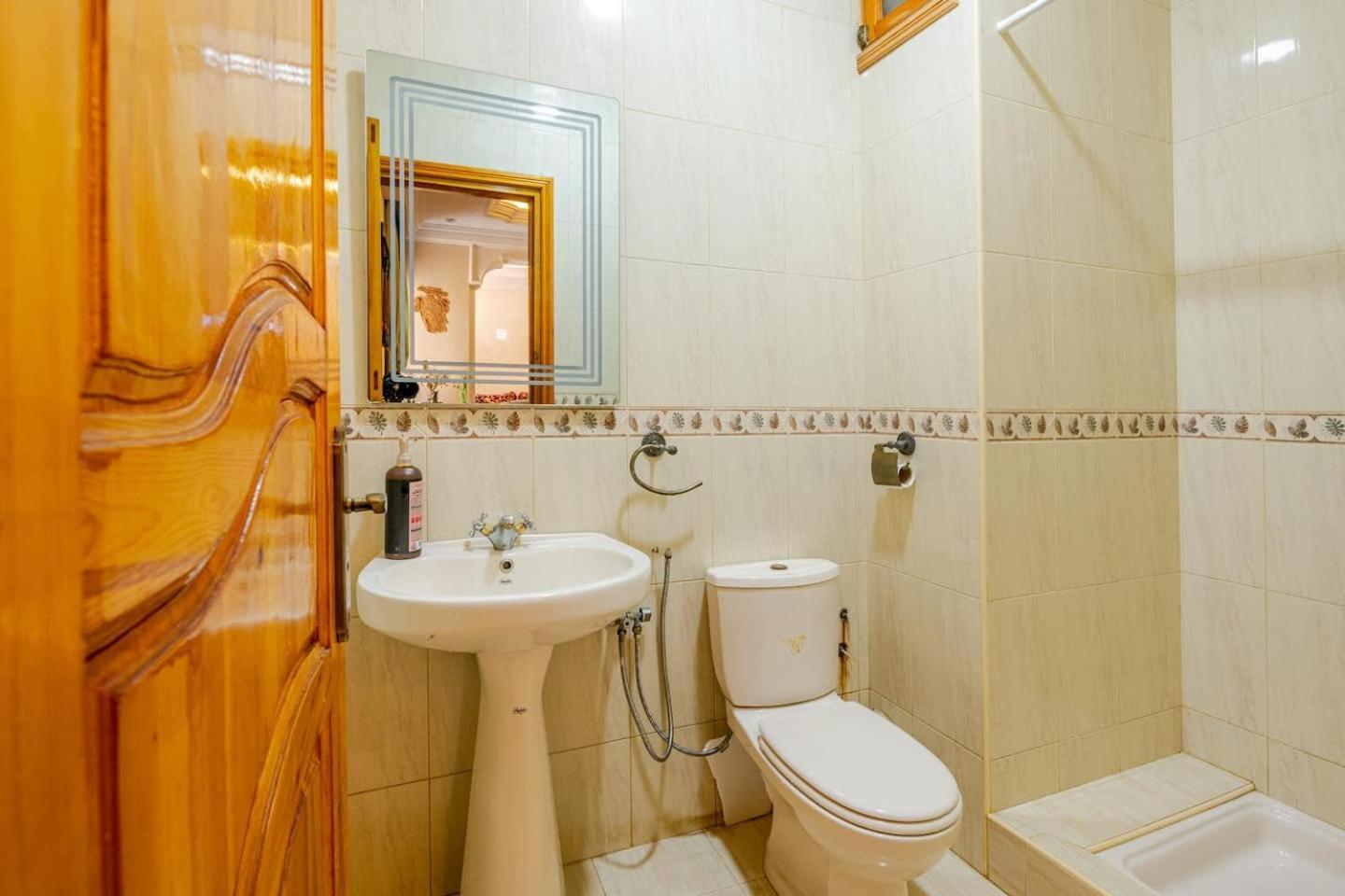Rabat-Sale Big Apartment With Parking Near Airport Exterior photo