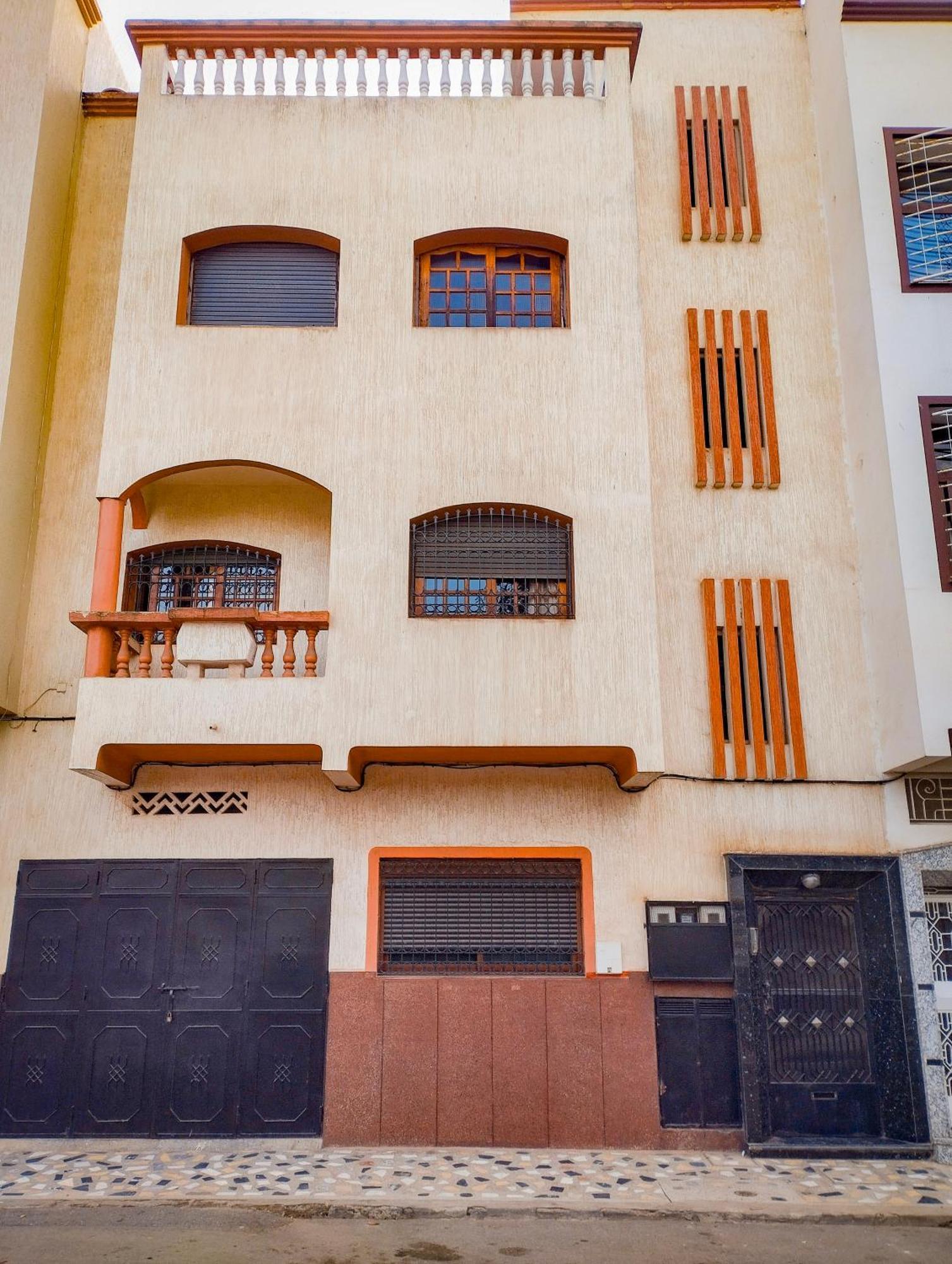 Rabat-Sale Big Apartment With Parking Near Airport Exterior photo